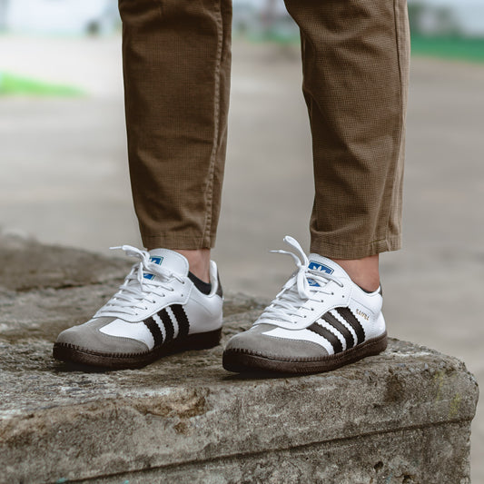 Gray helmet for bikers